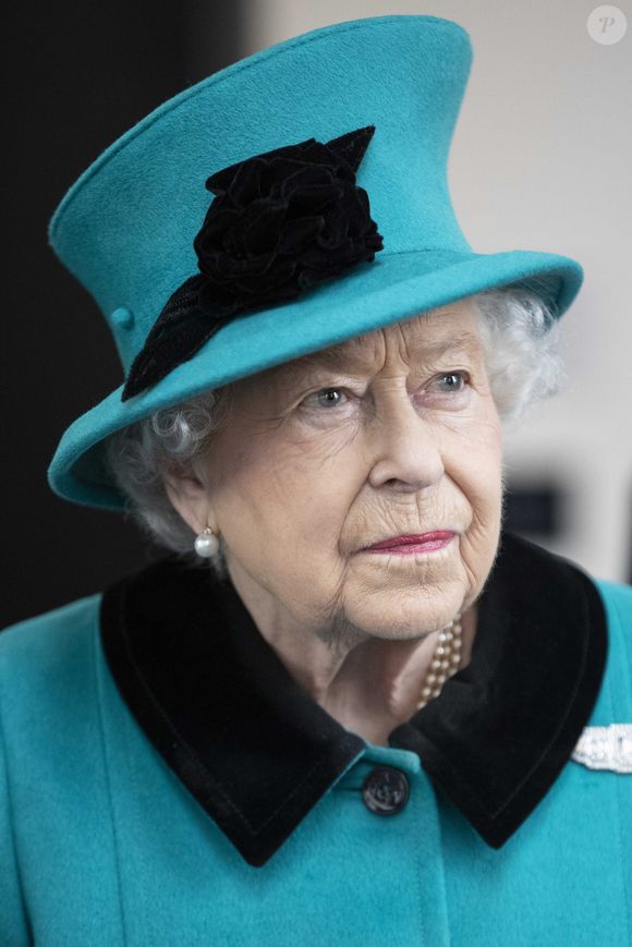 Charles O'Hagan fut aussi l'un des pages d'honneur de la future reine, entre 1959 et 1962. 

La reine Elizabeth II d'Angleterre visite le nouveau siège de Schroders Plc à Londres le 7 novembre 2018. AGENCE / BESTIMAGE