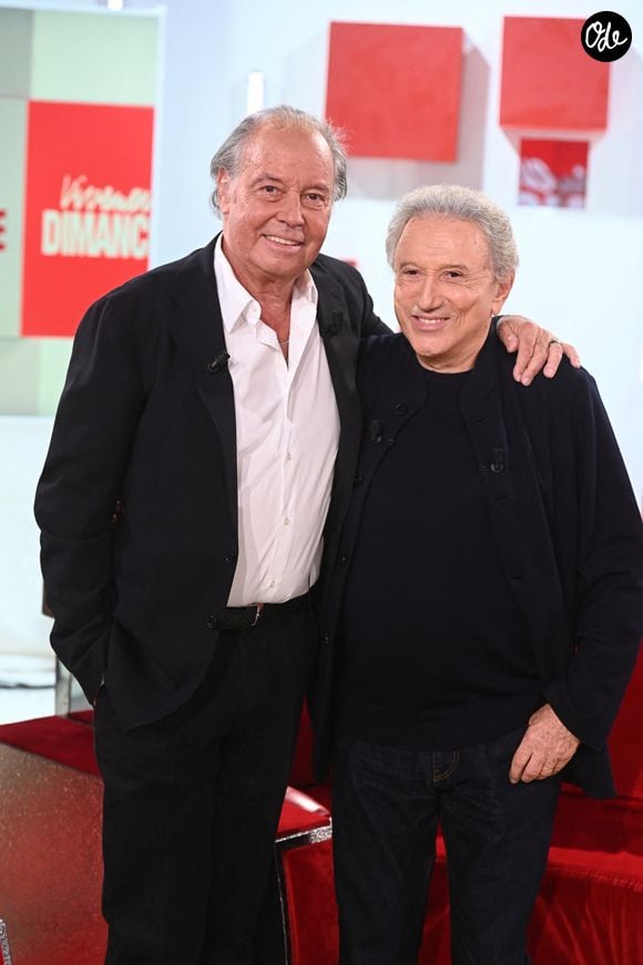 Michel Leeb et Michel Drucker - Enregistrement de l'émission Vivement dimanche au studio Rive gauche, presentée par Michel Drucker . Diffusion sur France 3 le 25/10/2026. © Guillaume Gaffiot / Bestimage