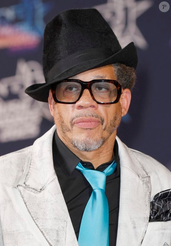 Les juges n’ont pas constaté de préjudice financier avéré pour JoeyStarr.

JoeyStarr à la 27 ème édition des NRJ MUSIC AWARDS au Palais des festivals et des congrès, à Cannes vendredi 31 octobre 2025. © Christophe Aubert via Bestimage
