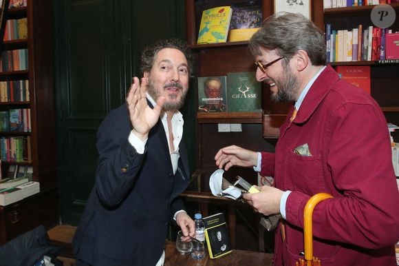 Outre le rang de princesse, elle a aussi été mannequin pour Coco Chanel !

Guillaume Gallienne et Nicolas d'Estienne d'Orves - Guillaume Gallienne dédicace son livre "Le buveur de brume" à la Galerie Galignani à Paris, France, le 13 Mai 2025. © Bertrand Rindoff / Bestimage