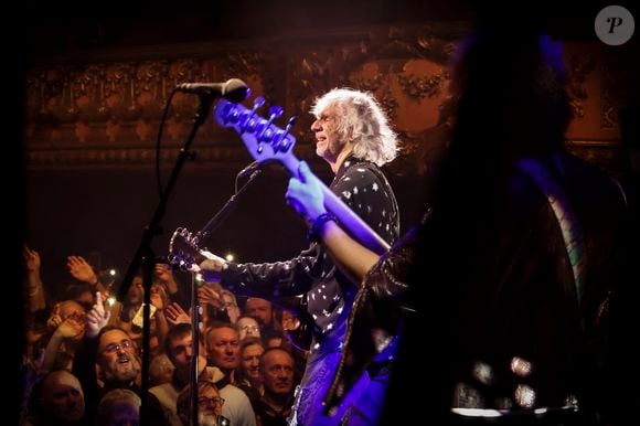 Exclusif - Louis Bertignac, en concert au Trianon Paris et diffusé en direct sur Olympia TV, à Paris, France, le 18 janvier 2025. © Jack Tribeca/Bestimage