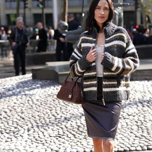 Alexa Chung au défilé Miu Miu prêt-à-porter Femme Printemps-Été 2027 lors de la Fashion Week de Paris, le 4 octobre 2026.
© Lucia Sabatelli / Bestimage