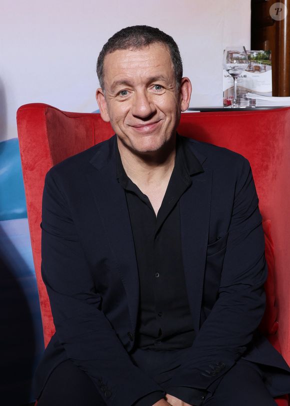 "En fait, elle était angoissée, elle avait le trac"

Exclusif - Dany Boon lors de la présentation de son film "Regarde" au Festival du Cinéma Francais et de la gastronomie d'Aix-les-Bains, France, le 3 juin 2025. © Denis Guignebourg/Bestimage