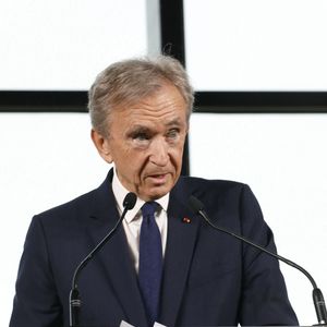 Bernard Arnault - LVMH devient Partenaire Premium des Jeux Olympiques et Paralympiques de Paris 2024 et apportera son excellence créative et ses savoir-faire aux différents temps forts de célébration des Jeux Olympiques et Paralympiques de Paris 2024 au Grand Palais Éphémère à Paris le 24 juillet 2023. © Marc Ausset-Lacroix/Bestimage
