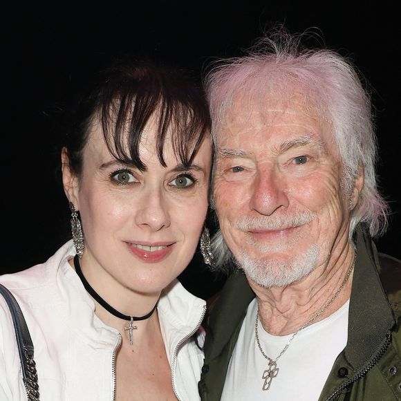 Hugues Aufray avec sa femme Muriel Mégevand - Concert de Chantal Goya "Sur la route enchantée" au Palais des Congrès à Paris le 18 mai 2024. © Coadic Guirec/Bestimage