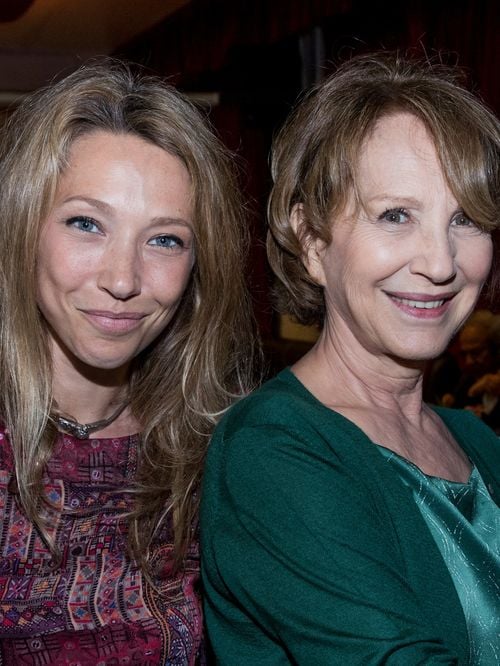 "On ne pouvait pas le dire" : Laura Smet lève le voile sur le véritable état de sa mère Nathalie Baye deux ans avant son départ