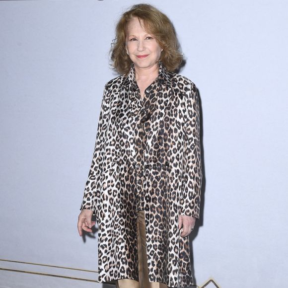 Nathalie Baye lors de l'avant première de Downton Abbey 2 : Une nouvelle ère au cinéma Gaumont Champs-Élysées Marignan à Paris le 19 avril 2022

© Giancarlo Gorassini / Bestimage