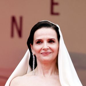 La génétique y est évidemment toujours pour beaucoup. 

Juliette Binoche - Montée des marches du film « Partir un jour » pour la cérémonie d’ouverture du 78ème Festival International du Film de Cannes, au Palais des Festivals à Cannes. Le 13 mai 2025
© Jacovides-Moreau / Bestimage