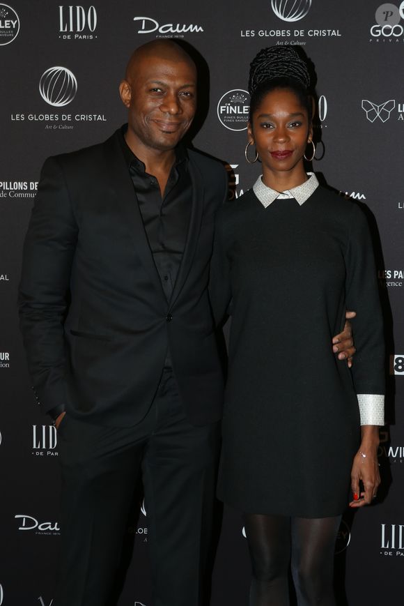 Au mois de juillet 2022, Harry Roselmack et son ex-épouse Chrislaine avaient tous les deux annoncé leur séparation, sur les réseaux sociaux.

Harry Roselmack et son ex-femme Chrislaine au photocall de la 11e cérémonie des Globes de Cristal au Lido à Paris le 30 janvier 2017. © CVS / Bestimage