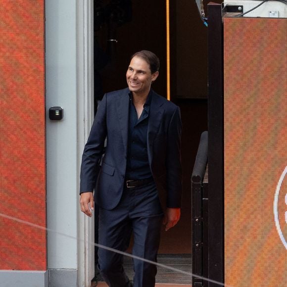Hommage à Rafael Nadal lors des Internationaux de France 2025 à Roland Garros le 25 mai 2025 à Paris, France. Photo par Nasser Berzane/ABACAPRESS.COM