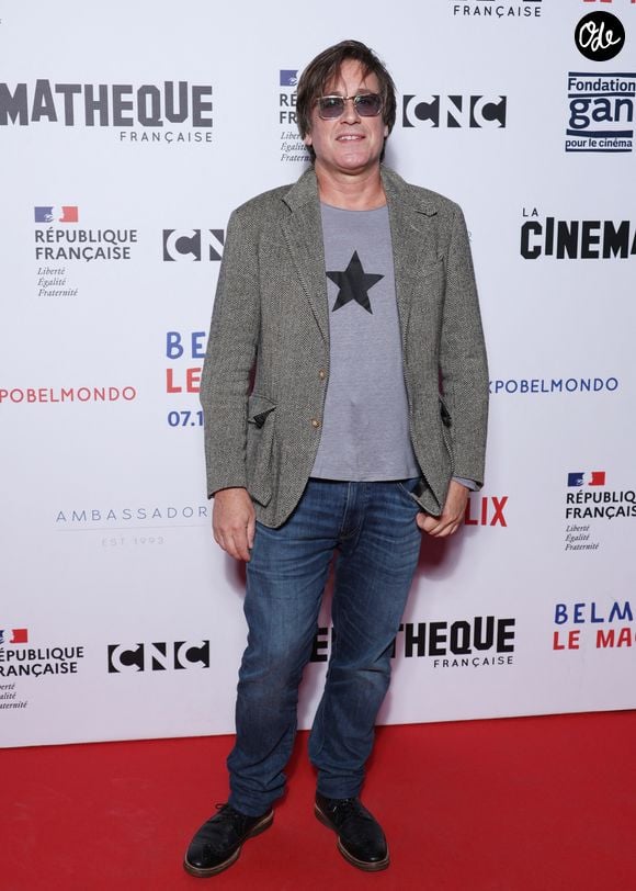 Jeudi 8 octobre, le fils de Jacques Dutronc et Françoise Hardy a écrit : "Repose en paix Antoine".
Exclusif - Thomas Dutronc - Exposition du vernissage "Belmondo le Magnifique" à la Cinémathèque française à Paris le 5 octobre 2026. © Denis Guignebourg/Bestimage