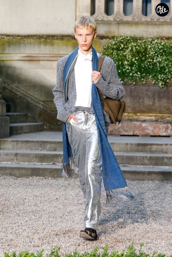 Défilé de mode Dior Homme Prêt à Porter Collection Homme Printemps/Été 2027 lors de la Fashion Week de Paris, France, le 24 juin 2026. © Bestimage