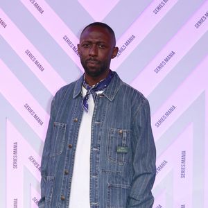 Et une star française en sait quelque chose. On apprend en effet que Thomas NGijol s'est rendu au Cameroun.

Thomas Ngijol,  la série EMPATHIE - Festival Series Mania à Lille, le 24 mars 2025. 
© Christophe Aubert via Bestimage