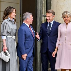 Les deux femmes se sont retrouvées à l'Élysée à l'occasion de la venue en France du roi Abdallah II de Jordanie.

Le président français Emmanuel Macron et sa femme, la Première dame Brigitte Macron, reçoivent le roi Abdallah II de Jordanie et la reine Rania de Jordanie au palais présidentiel de l'Élysée à Paris, France, le 17 septembre 2026. © Christian Liewig/Bestimage
