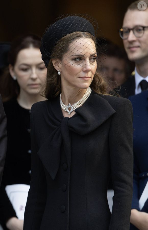 La famille royale durant les obsèques de la duchesse de Kent dans la cathédrale de Westminster à Londres le 16 septembre 2025. © Dana Press / Bestimage