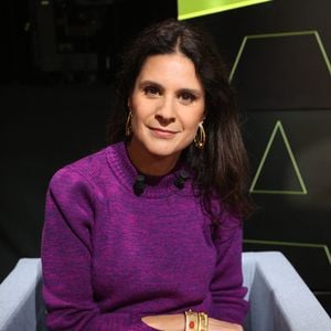 Exclusif - Apolline de Malherbe apparaît pour une interview sur BFM TV le 18 novembre 2024 à Paris, France. Photo by Jerome Dominé/ABACAPRESS.COM