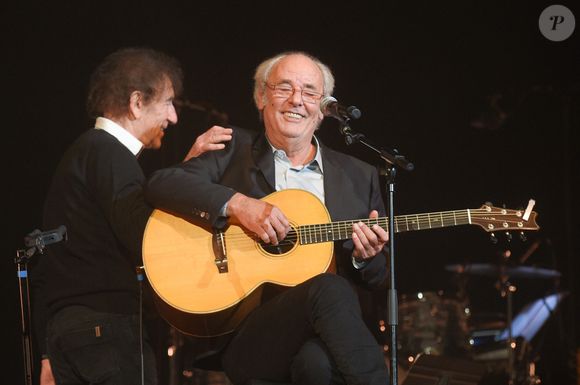 Alain Souchon et Maxime  Le Forestier - Les célébrités participent au concert caritatif des Coccinelles au Casino de Paris dans le cadre de la soirée « Ose » pour lutter contre la Neurofibromatose. A Paris le 3 novembre 2018
© Guirec Coadic/Bestimage