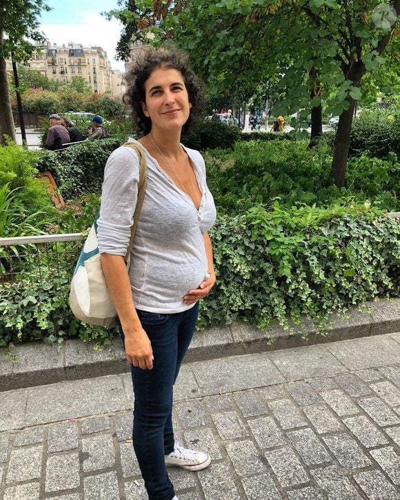 Le projet rencontre un franc succès auprès des habitants et des travailleurs du quartier.

Chloé Charles, ex-candidate de "Top Chef", mariée à sa belle Gaëlle et maman d'une petite Olga.