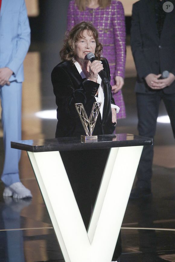 Rétro - La chanteuse et actrice Jane Birkin s'est éteinte à l'âge de 76 ans - Archives - No Web - Jane BIRKIN sacrée Victoire d'Honneur, lors de la 36ème Cérémonie des Victoires de la Musique 2021 à la Seine Musicale de Boulogne Billancourt. Le 12 Février 2021. 
© Christophe Aubert via Bestimage