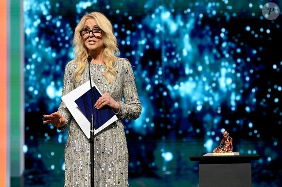 Judith Light durant la cérémonie de clôture de la 64e édition du Festival de télévision de Monte-Carlo au Grimaldi Forum à Monaco, le 17 juin 2025. © Bruno Bebert / Bestimage