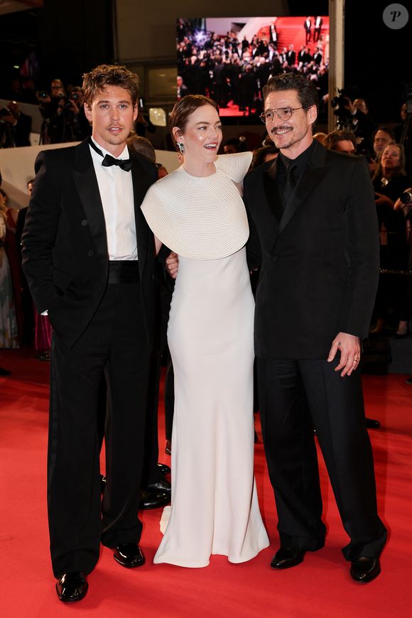 Austin Butler, Emma Stone, Pedro Pascal - Descente des marches du film « Eddington » lors du 78ème Festival International du Film de Cannes, au Palais des Festivals à Cannes. Le 16 mai 2025
© Jacovides-Moreau / Bestimage