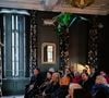 L’établissement dispose également d’un salon-bar, d’une cour intérieure et d’espaces pour les réceptions et séminaires, avec la possibilité d’y développer une activité de restauration gastronomique. 

L’hôtel particulier Loysel Le Gaucher mis en vente.