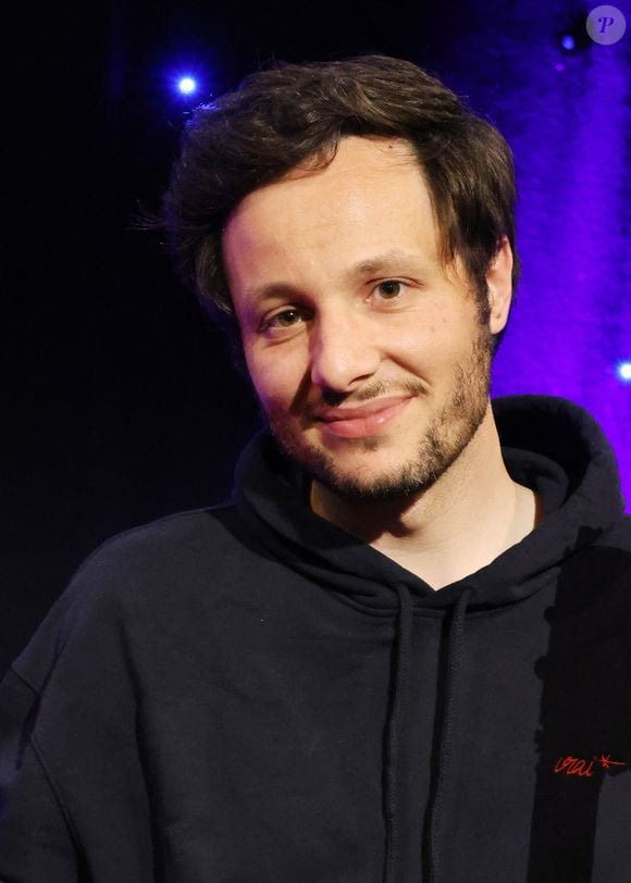 Vianney inaugure sa statue de cire au musée Grévin à Paris le 27 mai 2025.

© Denis Guignebourg / Bestimage