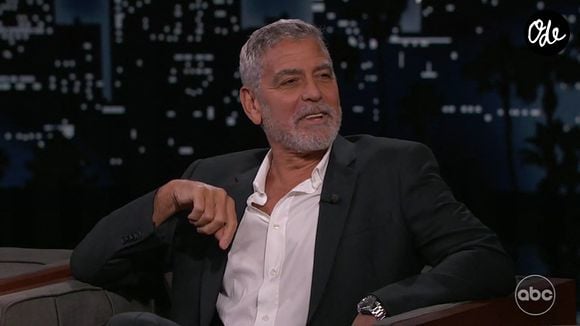 Rande Gerber s’est notamment fait connaître dans les affaires en cofondant la marque de tequila Casamigos avec son ami George Clooney.

Jimmy Kimmel célèbre le 20ème anniversaire de son émission avec George Clooney, Snoop Dogg et Coldplay, qui étaient tous invités à sa toute première émission en 2003.

Backgrid UK/ Bestimage