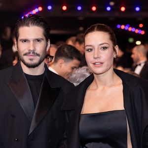 Adèle Exarchopoulos et son compagnon François Civil étaient le couple star de la soirée

Adèle Exarchopoulos et son compagnon François Civil - Cérémonie de la 50ème édition de la cérémonie des César à l'Olympia à Paris, France, le 28 février 2025 © Dominique Jacovides - Olivier Borde / Bestimage