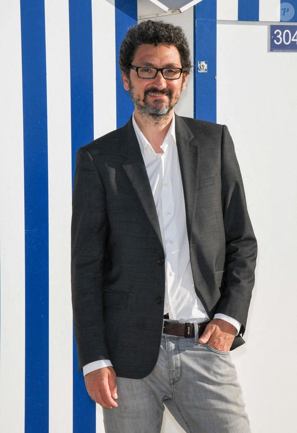 David Foenkinos lors du photocall du jury du 35ème festival de Cabourg le 10 juin 2021. © Coadic Guirec / Bestimage