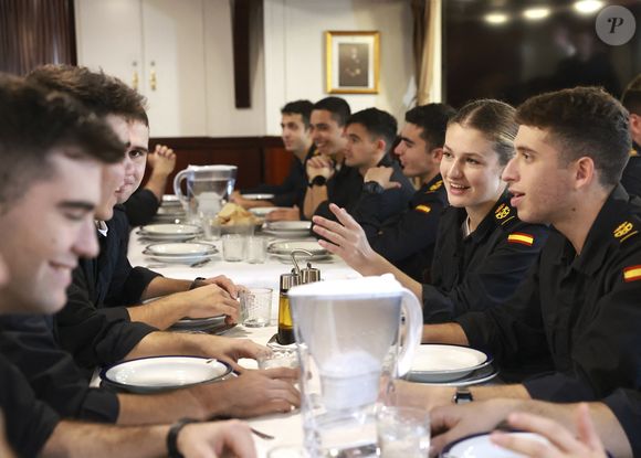 La princesse Leonor d'Espagne est en formation sur le voilier école Juan Sebastian De Elcano le 31 janvier 2025. LALO YASKY / BESTIMAGE