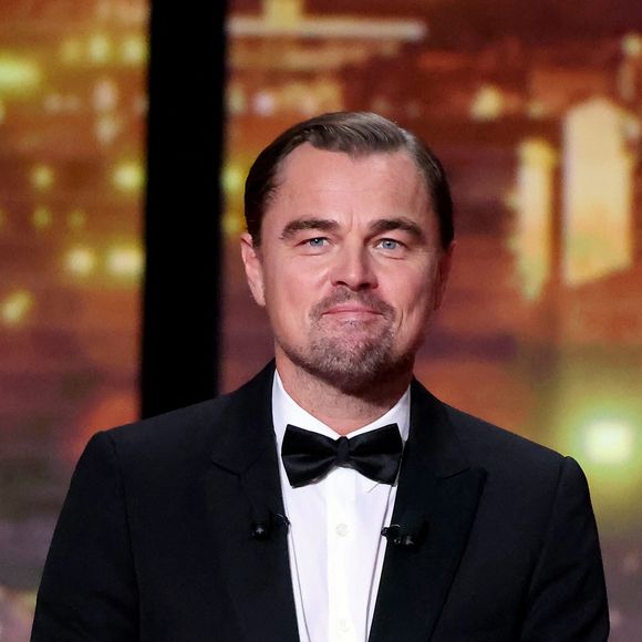 Leonardo DiCaprio était présent pour la cérémonie d'ouverture du 78e Festival de Cannes.

Leonardo DiCaprio - Cérémonie d'ouverture du 78ème Festival International du Film de Cannes, au Palais des Festivals à Cannes. 
© Borde-Jacovides-Moreau / Bestimage