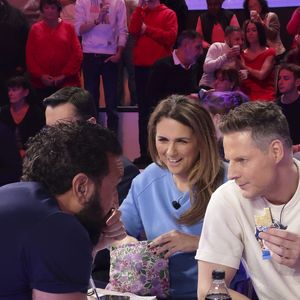Exclusif - Cyril Hanouna, Valérie Benaim, Matthieu Delormeau, sur le plateau de l'émission TBT9 (Tout beau tout n9uf) présentée par C.Hanouna, et diffusée en direct sur W9, Paris, France, le 19 novembre 2025. © Jack Tribeca / Bestimage