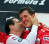 Michael Schumacher vit loin des regards depuis son grave accident de ski survenu à Méribel.

Jean Todt embrasse Michael Schumacher, qui vient de remporter le Grand Prix de Formule 1 de Belgique. © GTRES / BESTIMAGE