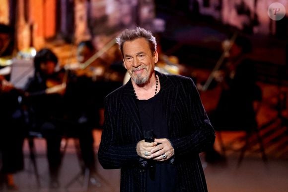 Exclusif - Florent Pagny lors surprises lors de l'enregistrement de l'émission "La chanson secrète N°14", présentée par N.Aliagas et diffusée le 26 décembre sur TF1, consacrée à Lara Fabian à Paris le 10 Décembre 2025