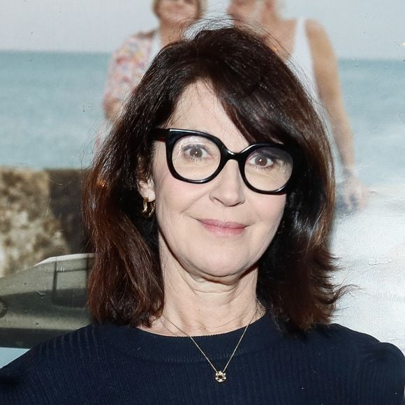 Alors le 23 juillet 2026, lorsqu'on lui a sommé de quitter sa maison menacée par les flammes, Zabou Breitman ne l'oubliera jamais. 

Zabou Breitman à l'avant-première du film "Le garçon" au cinéma Grand Action à Paris, le 24 février 2025. 

© Christophe Clovis / Bestimage