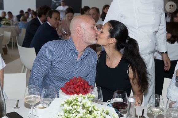 Exclusif - Le chef Frédéric Vardon a fait un dessert spécial pour célébrer l'anniversaire de mariage de Frank Leboeuf et sa femme Chrislaure qui se sont unis en juillet 2013.  Longines Paris Eiffel Jumping au Champ de Mars à Paris le 6 juillet 2018.
© Borde / Veeren / Bestimage