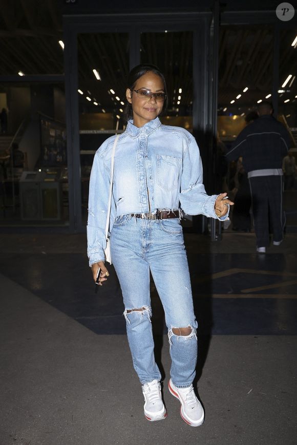Christina Milian et Matt Pokora ont fait une entrée élégante au concert de Drake à Paris, arrivant main dans la main.

©BestImage