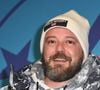 Avec humour, le papa admet ses défauts de parent et salue la maman
Alban Ivanov lors du 25ème Festival du Film de Comédie à L'Alpe d'Huez, France, le 19 janvier 2022. Photo par Mireille Ampilhac/ABACAPRESS.COM