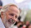Un lieu cosmopolite et vivant qu'il définit de la façon suivante : "C'est d'une saleté ­sublime, comme une ville du Moyen-Orient. Roland Barthes écrivait :

Fabrice Luchini - Photocall du film "Marcello Mio" (Compétition) lors du 77ème Festival International du Film de Cannes (14 - 25 mai 2024), le 22 mai 2024. 
© Jacovides / Moreau / Bestimage