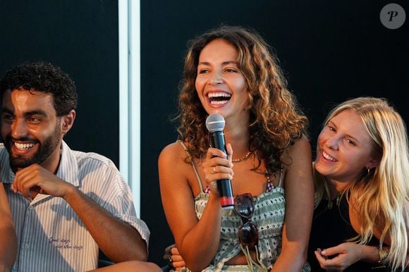 En interview pour "Purepeople", Marie Fèvre en dit plus sur cette expérience déjà mémorable.

Abdellah Boujalal, Marie Fèvre-Scheuermann, Charlie Loiselier - Festival "Les Hérault du Cinéma et de la Télé 2025" au Cap d'Agde le 21 juin 2025. © Anne-Sophie Guebey/Bestimage