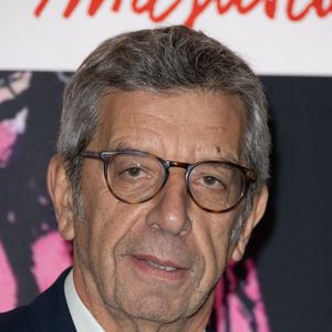 Michel Cymes assiste au Gala d'Enfance Majuscule à la salle Gaveau le 10 décembre 2025 à Paris, France. Photo by Nasser Berzane/ABACAPRESS.COM