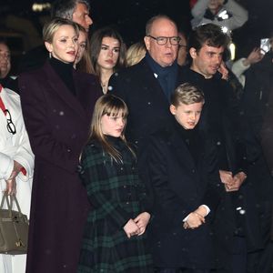Le prince Albert II de Monaco, la princesse Charlène de Monaco, la princesse Gabriella de Monaco, comtesse de Carladès, le prince Jacques de Monaco, marquis des Baux - La famille princière de Monaco lors de l'embrasement de la barque dans le cadre des célébrations de la Sainte-Dévote, Sainte Patronne de Monaco, le 26 janvier 2024. © Claudia Albuquerque / Bestimage