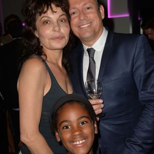 Interviewée par Pep's il y a deux ans, Isabelle Mergault a évoqué sa fille Maya, qu'elle a adoptée au Nigéria.

Exclusif - Isabelle Mergault et sa fille Maya, Jacques Sanchez - Anniversaire de Jacques Sanchez au restaurant Nolita à Paris © Veeren/Bestimage