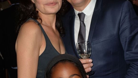 Isabelle Mergault rétablit la vérité sur l'adoption de sa fille Maya : "Elle voit sa mère et son père régulièrement"
