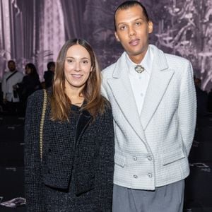 Le chanteur Stromae (Paul van Haver) et sa femme Coralie Barbier - Front Row au défilé Chanel Collection Femme Prêt-à-porter Printemps/Eté 2023 lors de la Fashion Week de Paris (PFW), France, le 4 octobre 2022. © Olivier Borde/Bestimage