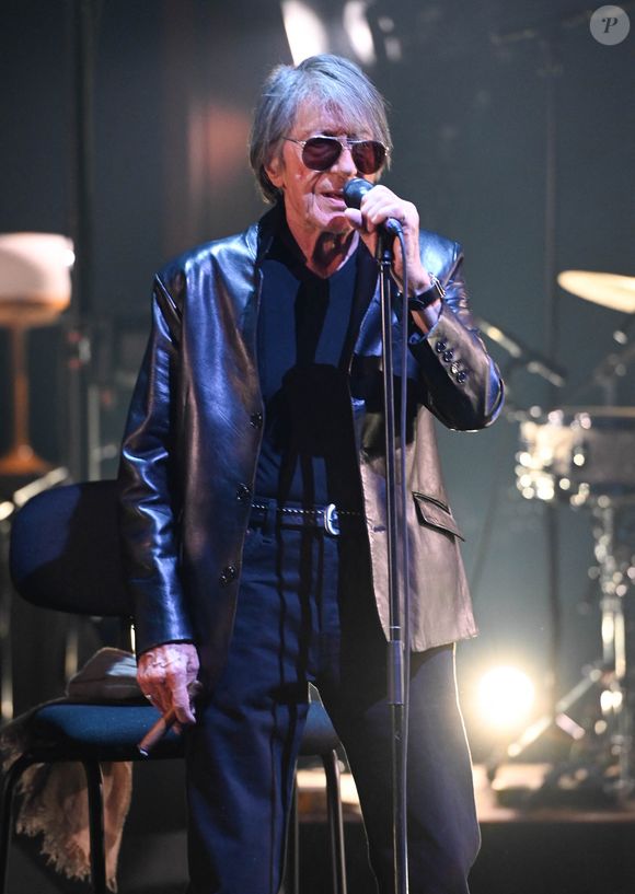 Jacques Dutronc et Thomas Dutronc en showcase de leur tournée "Dutronc & Dutronc" au Centre Evénementiel de Courbevoie le 11 avril 2022. © Coadic Guirec/Bestimage
