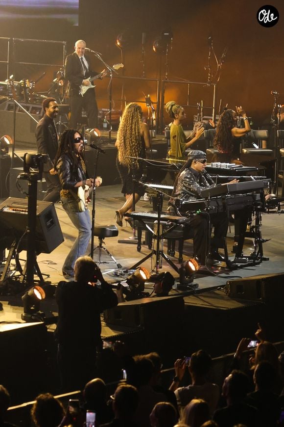 Lenny Kravitz - Stevie Wonder est en concert à l'Accor Arena à Paris le 15 octobre 2026. © Jasmine Aissaoui / Bestimage