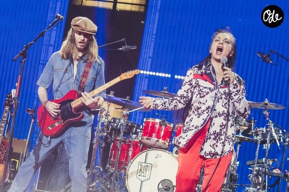 Exclusif - Catherine Ringer et son fils Raoul Chichin - Scène - Enregistrement de l'émission "Tous ensemble pour la musique" pour la fête de la musique 2020 à l'AccorHotels Arena à Paris le 17 juin 2020. © Cyril Moreau / Veeren Ramsamy / Bestimage