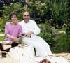 Il y a notamment un épisode dramatique qui l'a marqué à jamais : la mort de Bernard Loiseau.
Archives - Le chef Bernard Loiseau et sa femme Domnique Loiseau posent à l'hôtel de la Côte d'Or à Saulieu, en 2002. JEAN-CLAUDE WOESTELANDT / BESTIMAGE